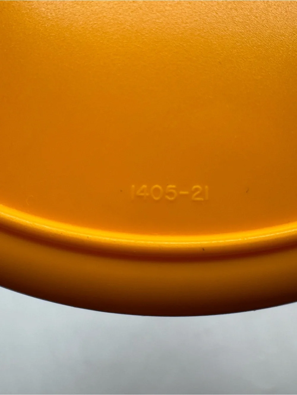Tupperware Bowls (Set of 2) Containers #1405 Harvest w/Lids